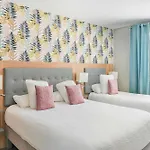 Hotel Logis L'amandier Morlaas