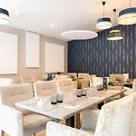 Logis L'amandier 3* Morlaas