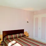 Logis L'amandier Hotel