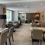 Hotel Logis L'amandier
