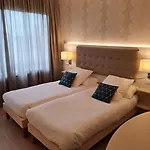 Hotel Logis L'amandier 3*