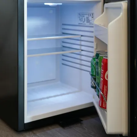 Ξενοδοχείο Logis L'amandier 3*