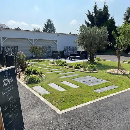 Hotel Logis L'amandier