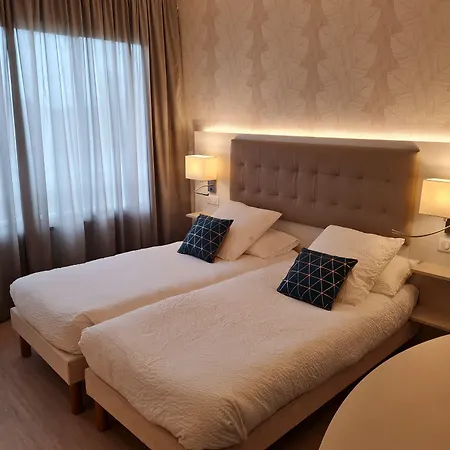 Hotel Logis L'amandier 3*