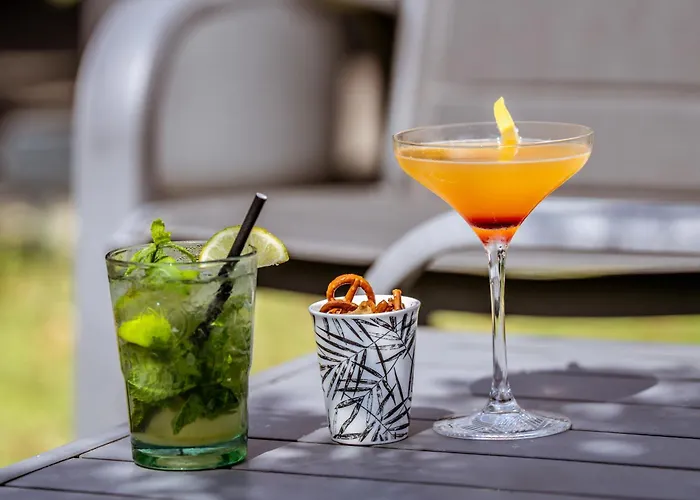 Ξενοδοχείο Logis L'amandier Morlaas