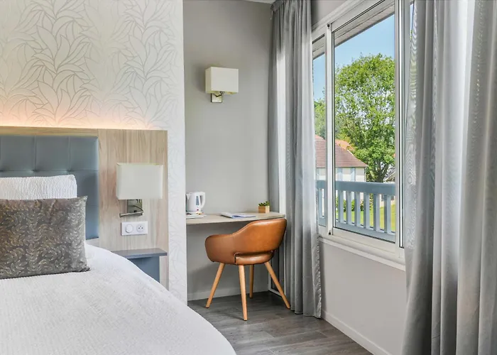 Ξενοδοχείο Logis L'amandier