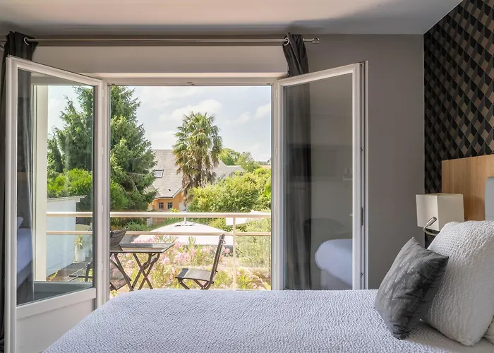 Logis L'amandier Ξενοδοχείο Morlaas