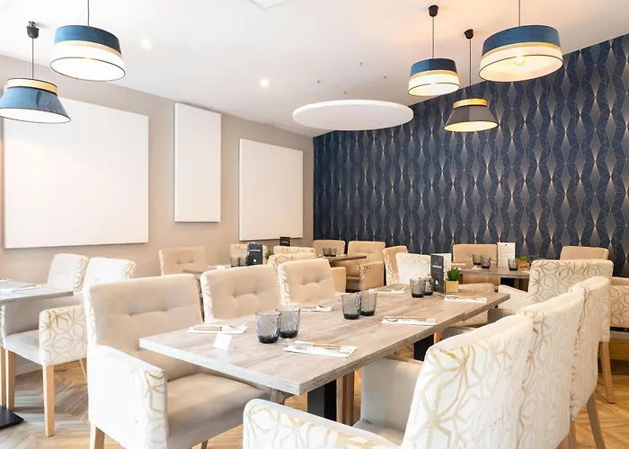 Logis L'amandier 3* Morlaas