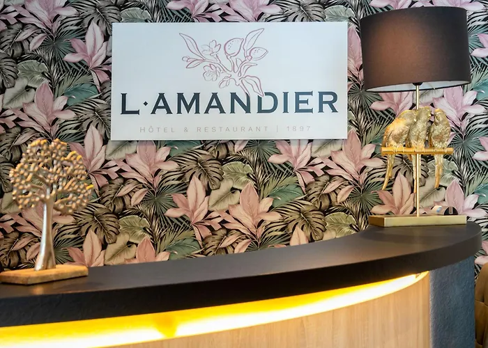 Logis L'amandier Ξενοδοχείο