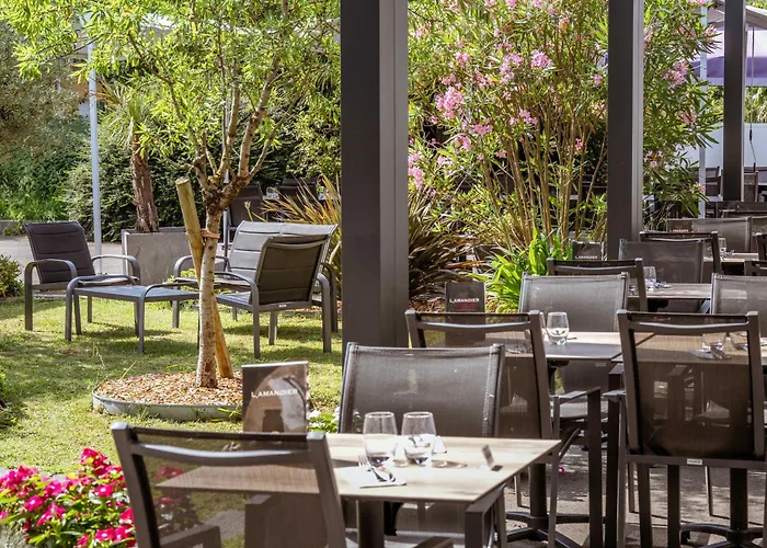 Logis L'amandier Ξενοδοχείο